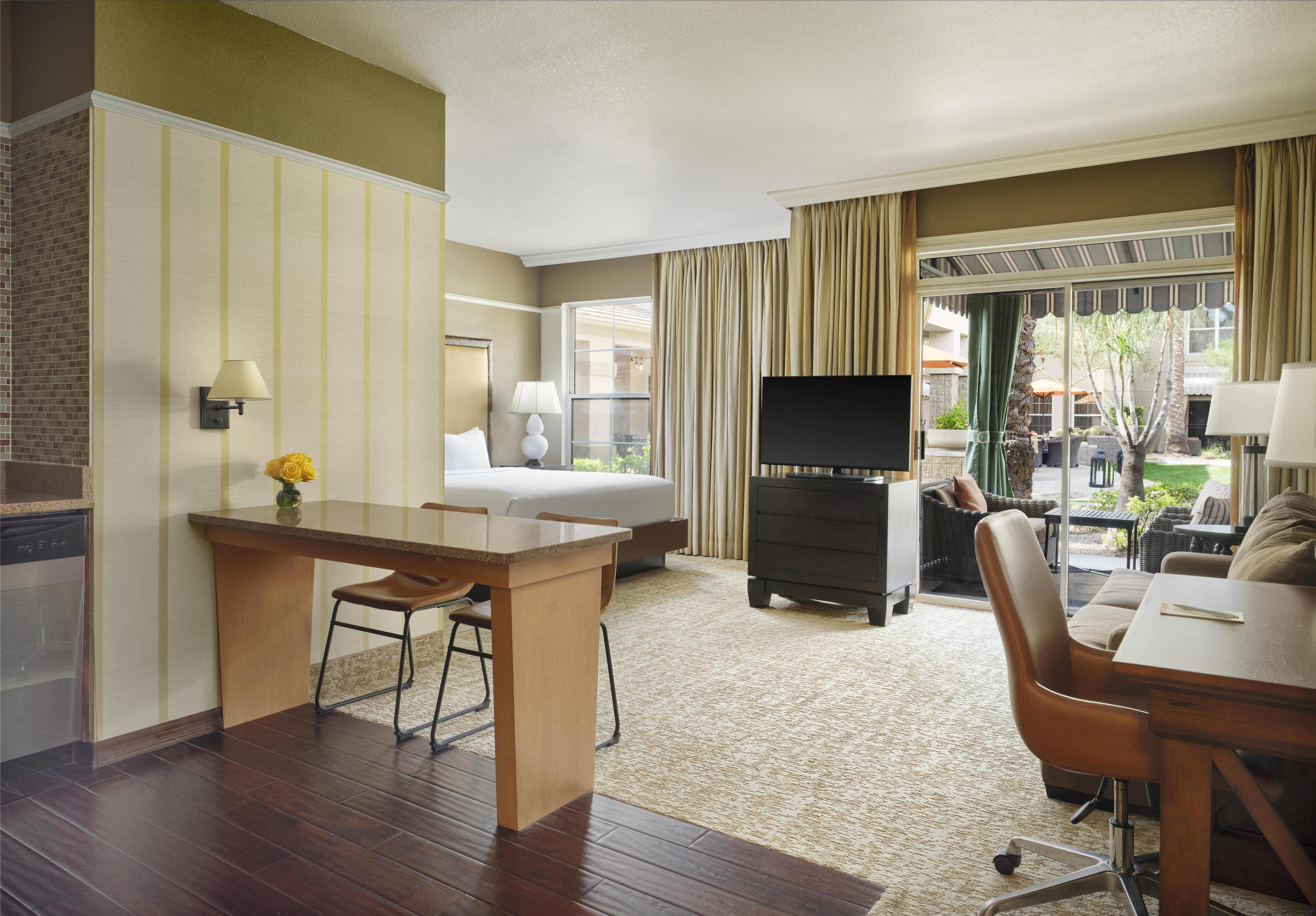Studio Suite - King - Cabana Patio image