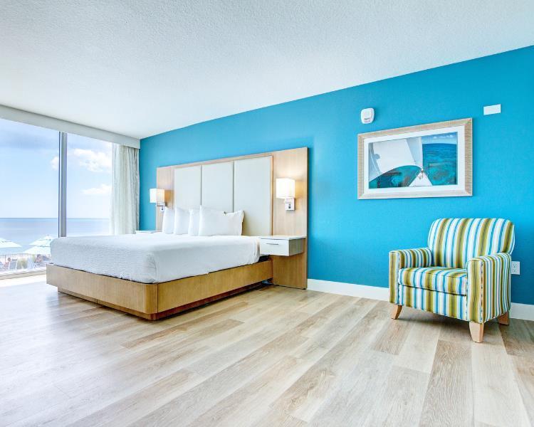 Acessible Oceanfront 1 Bedroom image